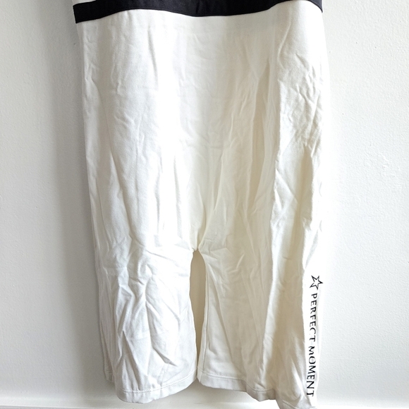 New Perfect Moment Seamless Stripe Snow White Fitness Suit/Skin Suit NWT Medium - Picture 11 of 14